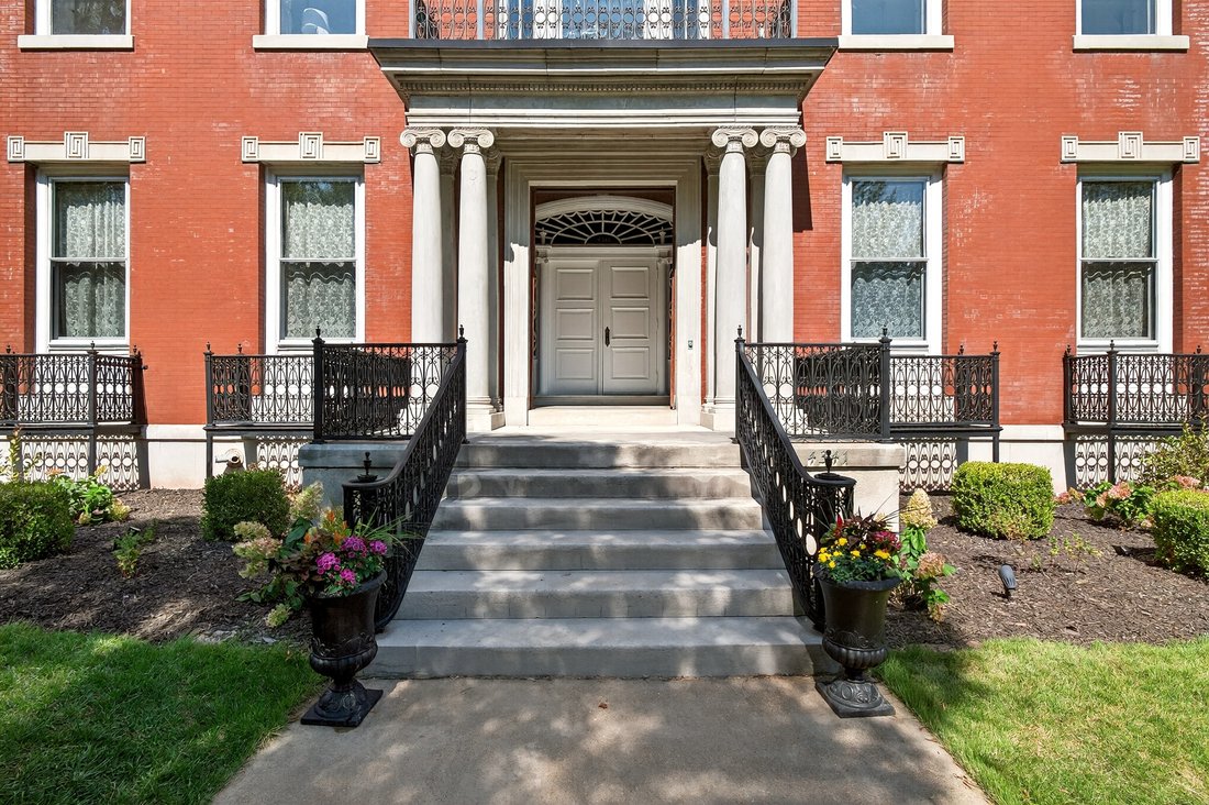 Condo in St. Louis, Missouri, United States 3 - 16545699