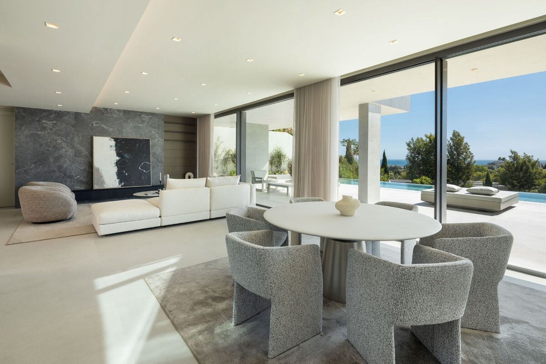 Villa in Cancelada, Estepona, Andalusia 2 - 16546985