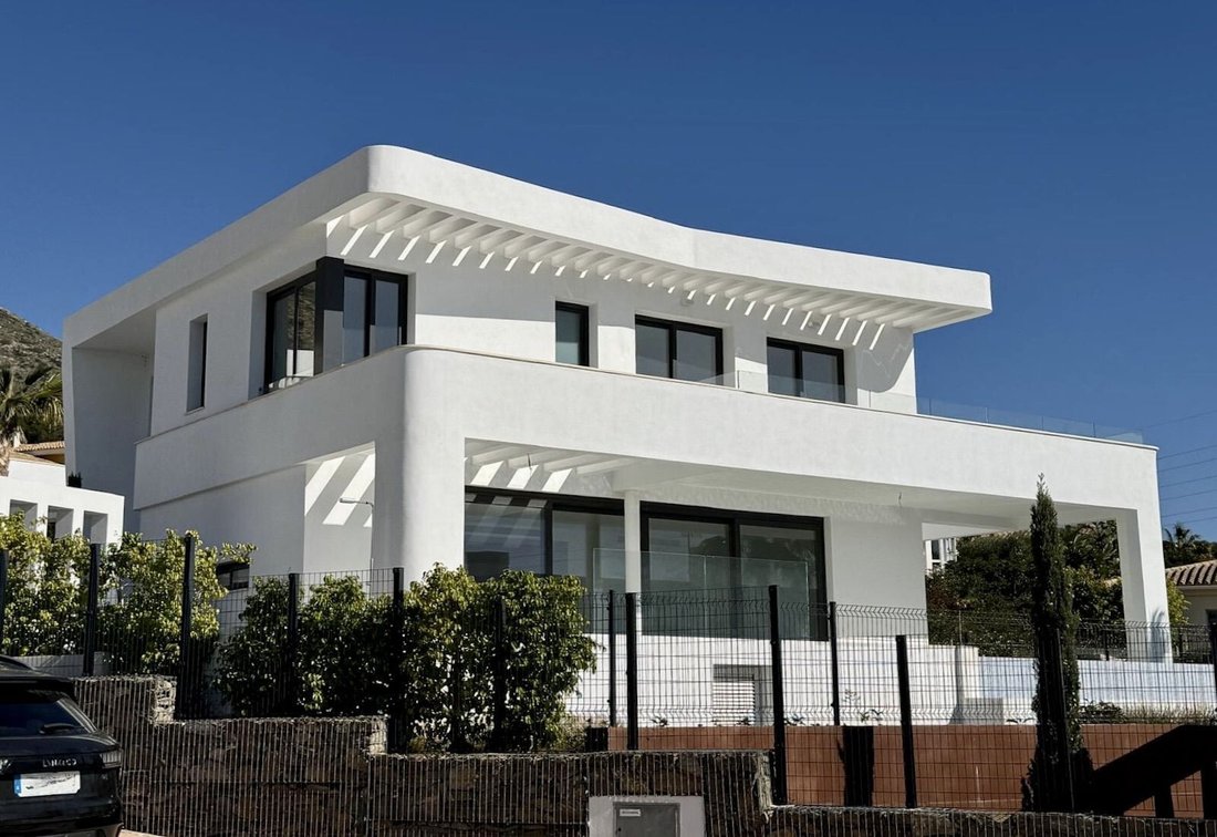 Villa in La Capellania, Benalmadena, Andalusia 1 - 16550953
