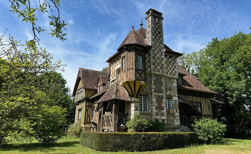 Castle for Sale in Pont-Audemer, Normandy, France