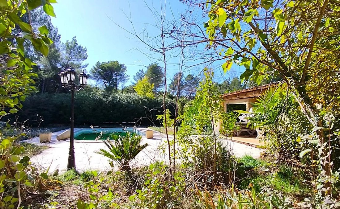 House in Vaugines-Les Faisses-Peyrard, Draguignan, France 2 - 16553611