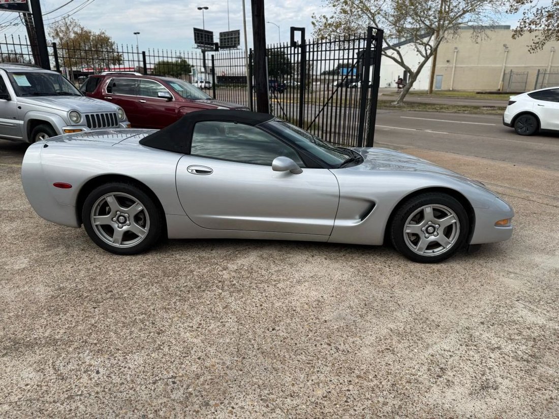 Cabriolet in Houston, TX, United States 4 - 16552955
