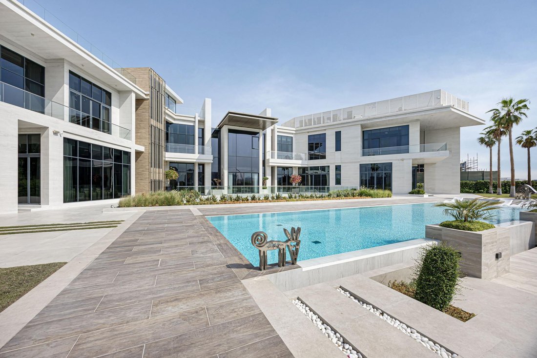 Villa in Dubai, Dubai, United Arab Emirates 2 - 16545629