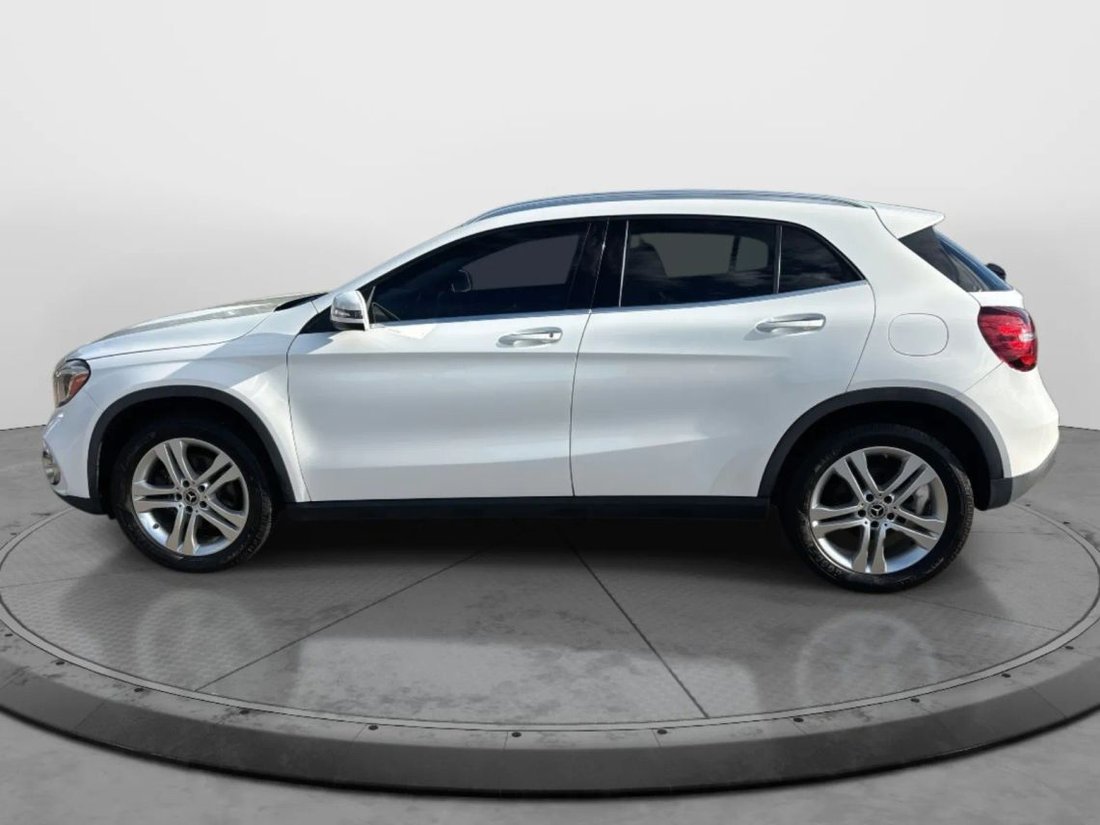 Suv in Canton, MA, United States 2 - 16226484