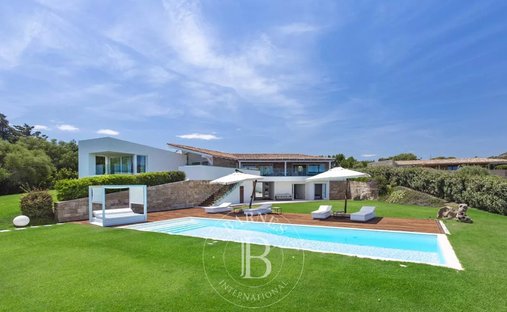 Villa a Lu Fraili di Sotto, Sardegna, Italia 1