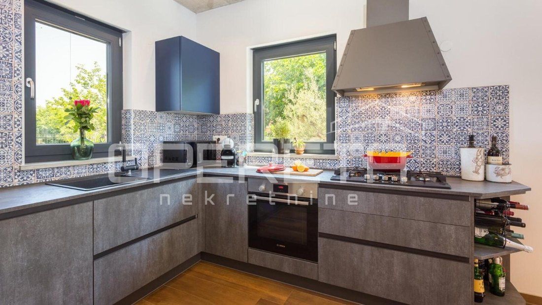 House in Porec, Istria County, Croatia 2 - 16546527