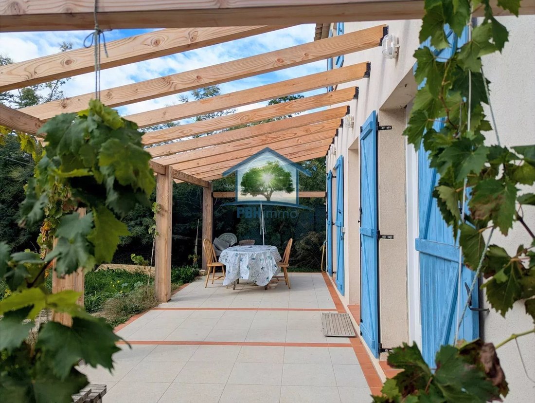 House in Hyeres, Provence-Alpes-Côte d'Azur, France 3 - 16544849