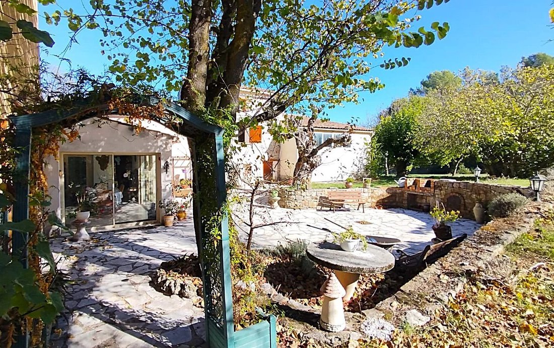 House in Vaugines-Les Faisses-Peyrard, Draguignan, France 1 - 16553611