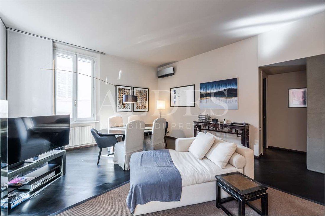 Apartment in Historic Center, Modena, Emilia-Romagna 3 - 16546938
