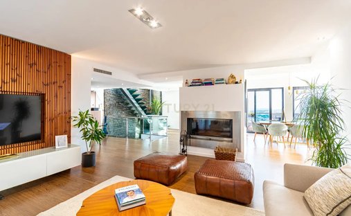Apartment in Ramada e Canecas, Lisbon, Portugal 1