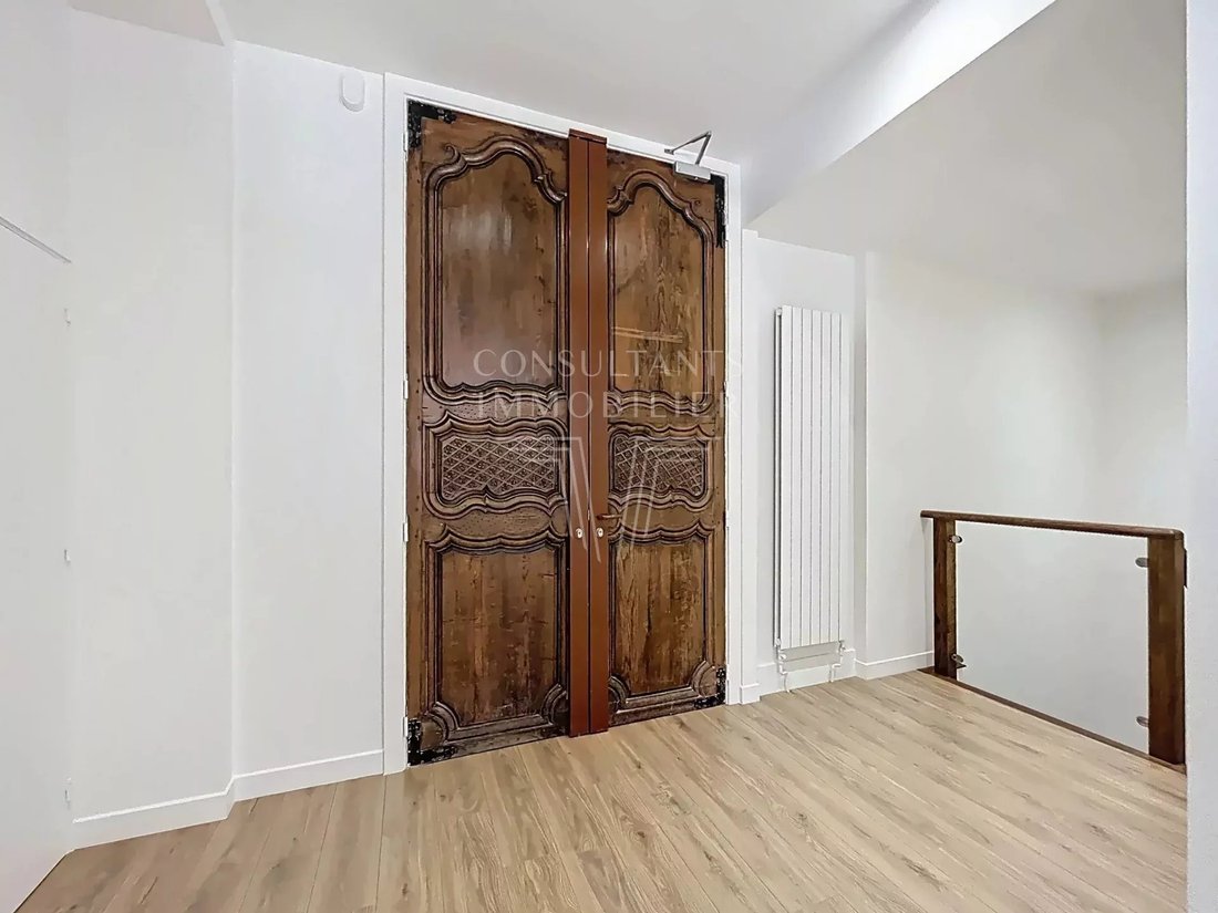 Apartment in Triangle d'Or, Paris 8e Arrondissement, Paris 2 - 16544962