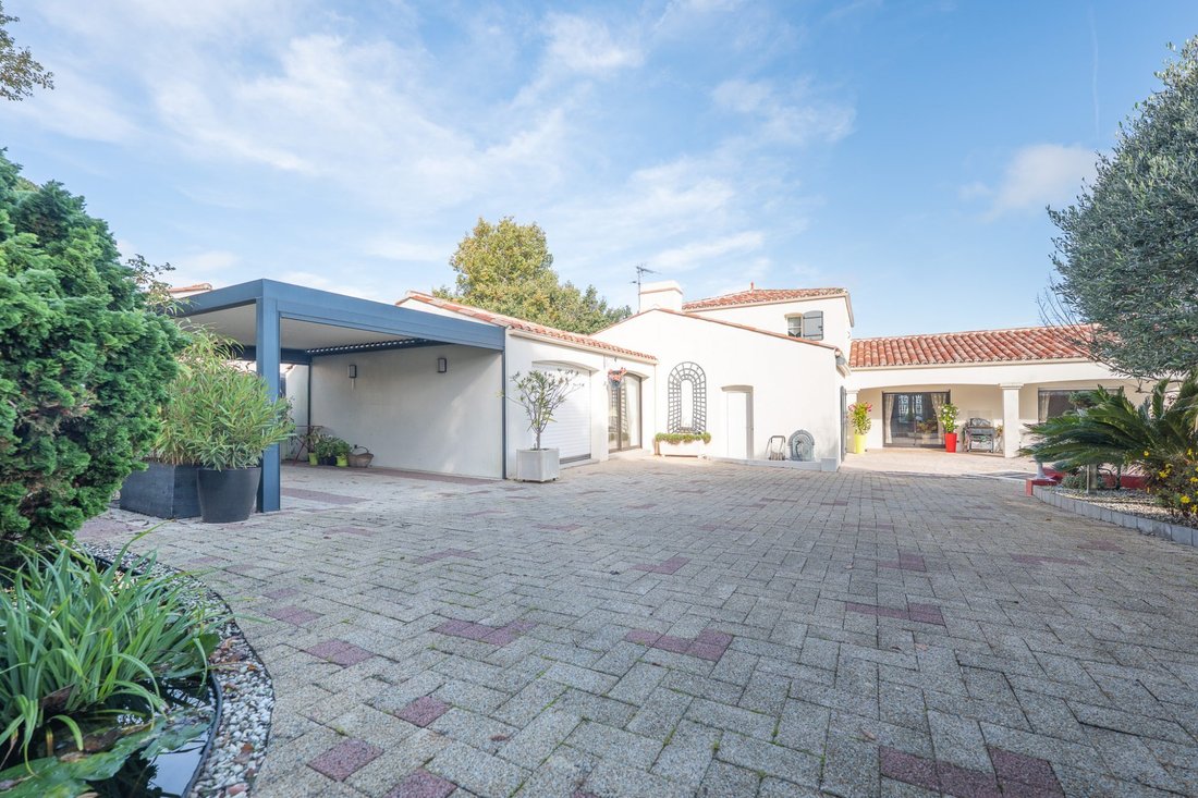 House in L'Ile-d'Olonne, Pays de la Loire, France 4 - 16549472