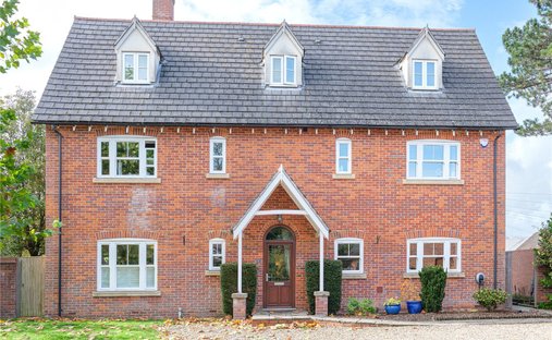 House in Swindon, England 1