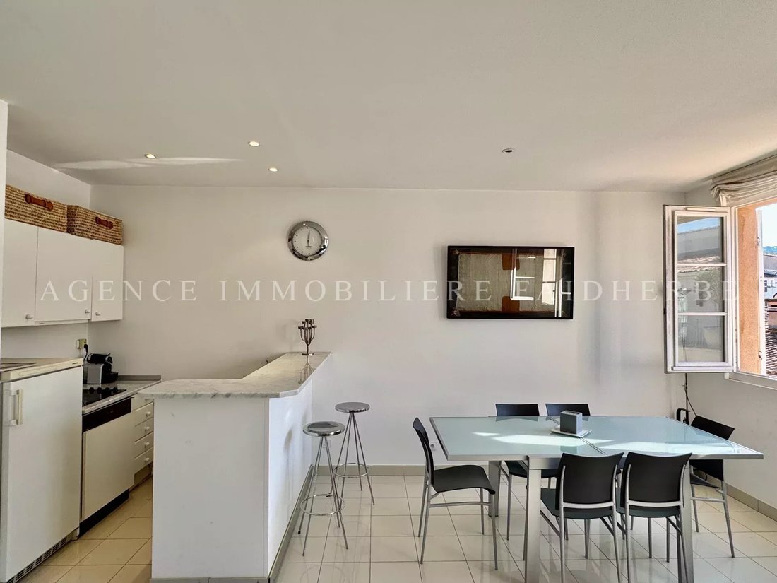 Apartment in Zone Ouest Urbaine, Saint-Tropez, France 3 - 16545287