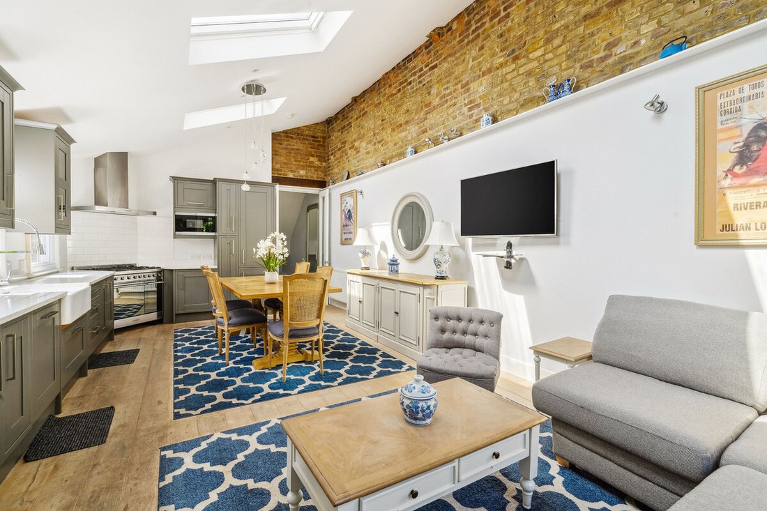 Apartment in Castelnau, Richmond Upon Thames, England 3 - 16546858