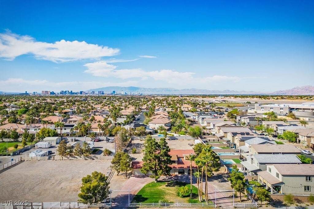 House in Las Vegas, Nevada, United States 2 - 16545824