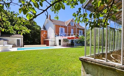 House in Villeneuve Les Salines, La Rochelle, France 1