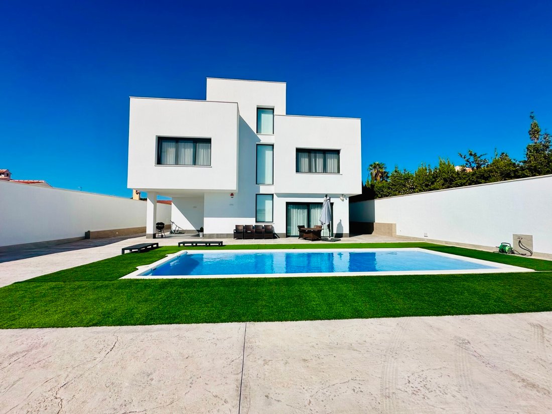 Villa in San Fulgencio, Valencian Community, Spain 1 - 16544966