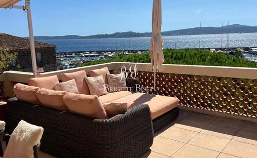 Appartement à Ville-Les Saquedes-Le Bouillonnet, Sainte-Maxime, France 1