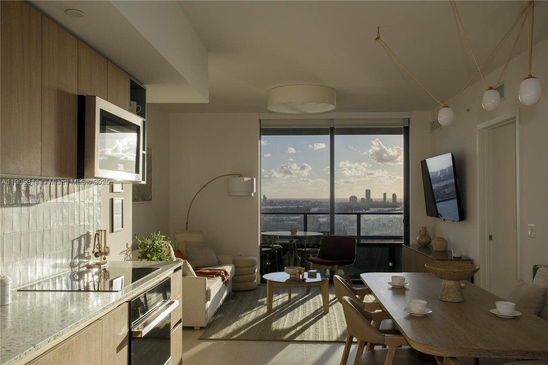 Condo in Miami, Florida, United States 4 - 16547092