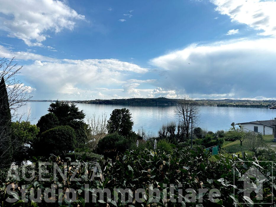 Villa in Padenghe sul Garda, Lombardy, Italy 2 - 16550477