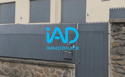 House in Emile Dubois, Aubervilliers, France 1
