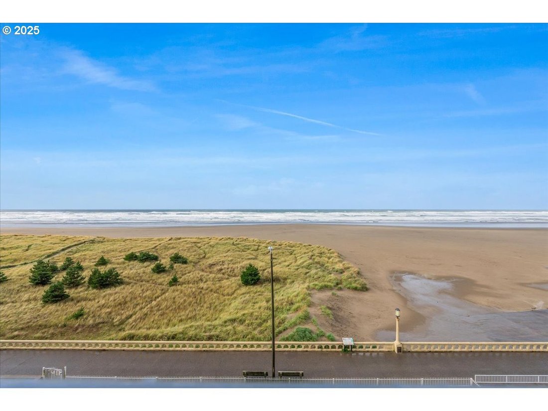 Condo in Gearhart, Oregon, United States 4 - 16547869