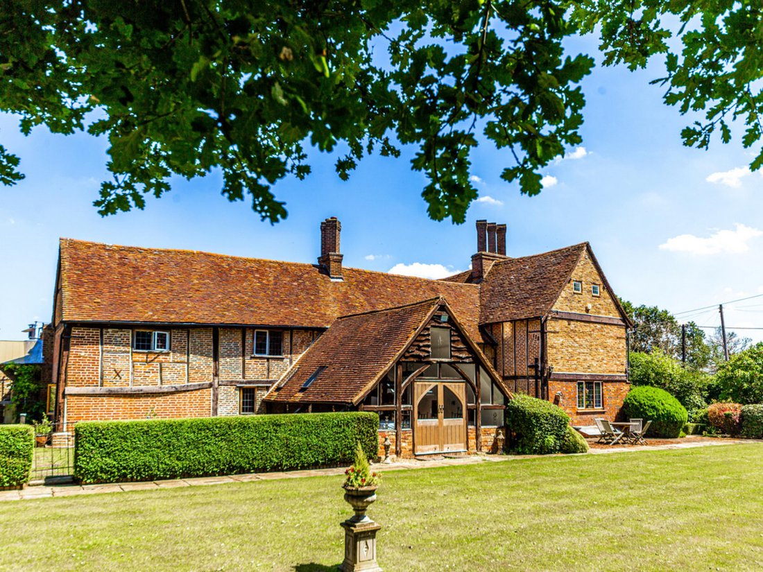 House in Flamstead, England 1 - 16547257