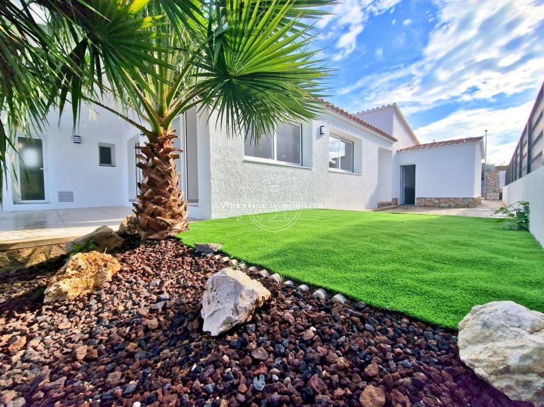 Villa in Empuriabrava, Catalonia, Spain 5 - 16544732