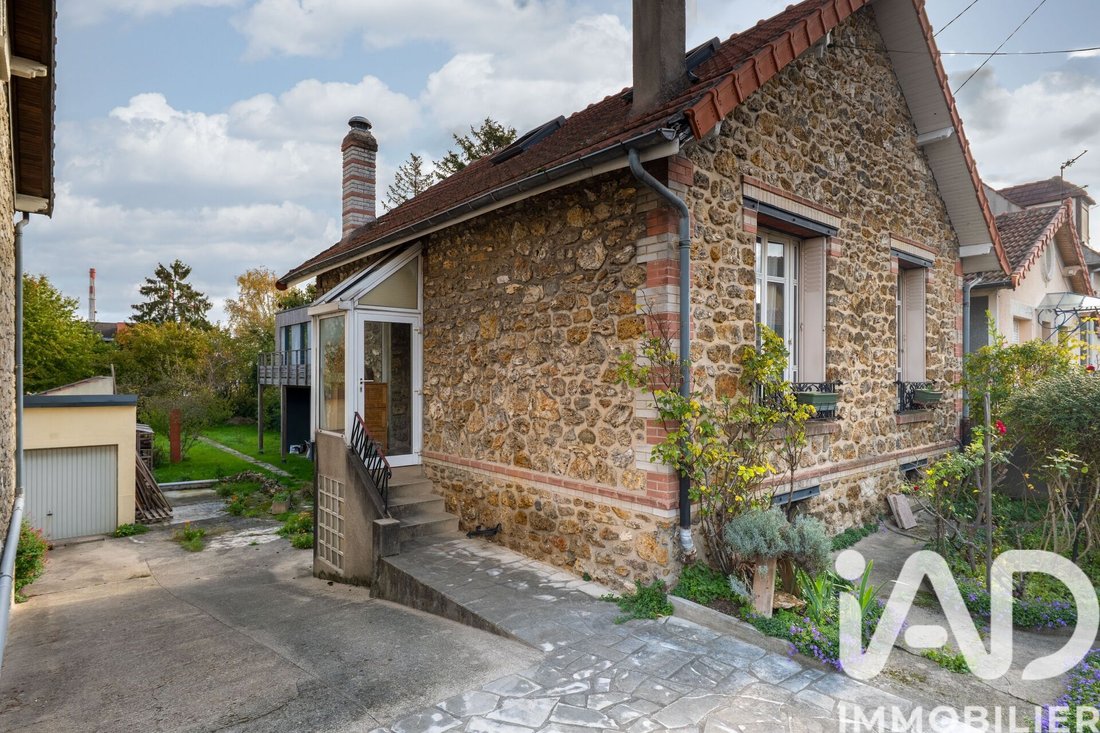House in Vitry-sur-Seine, Ile-de-France, France 1 - 16546348
