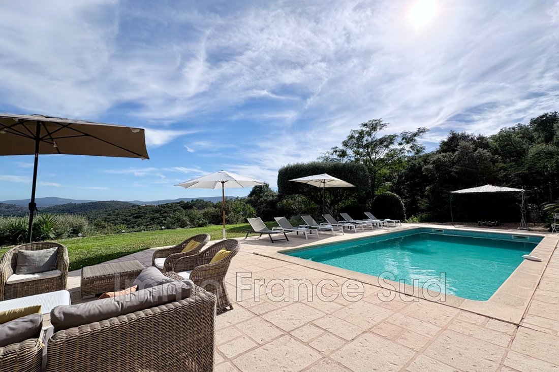 Villa in La Garde-Freinet, Provence-Alpes-Côte d'Azur, France 3 - 16372333