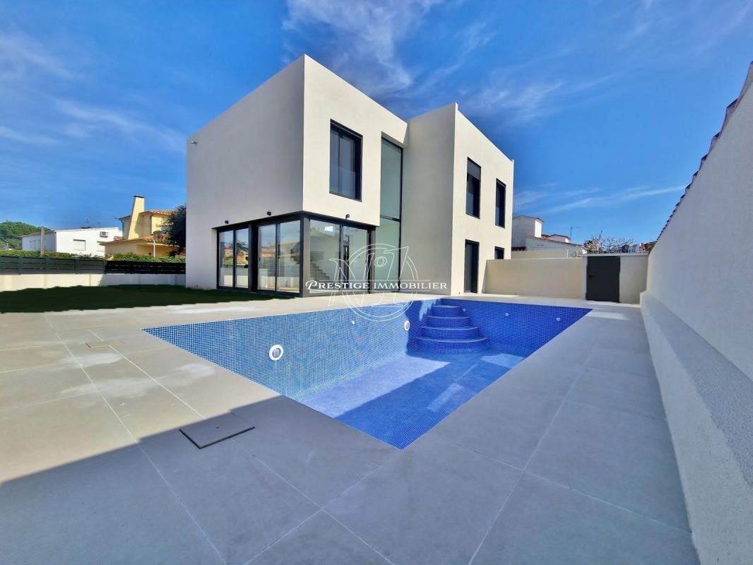 House in Empuriabrava, Catalonia, Spain 1 - 16544712