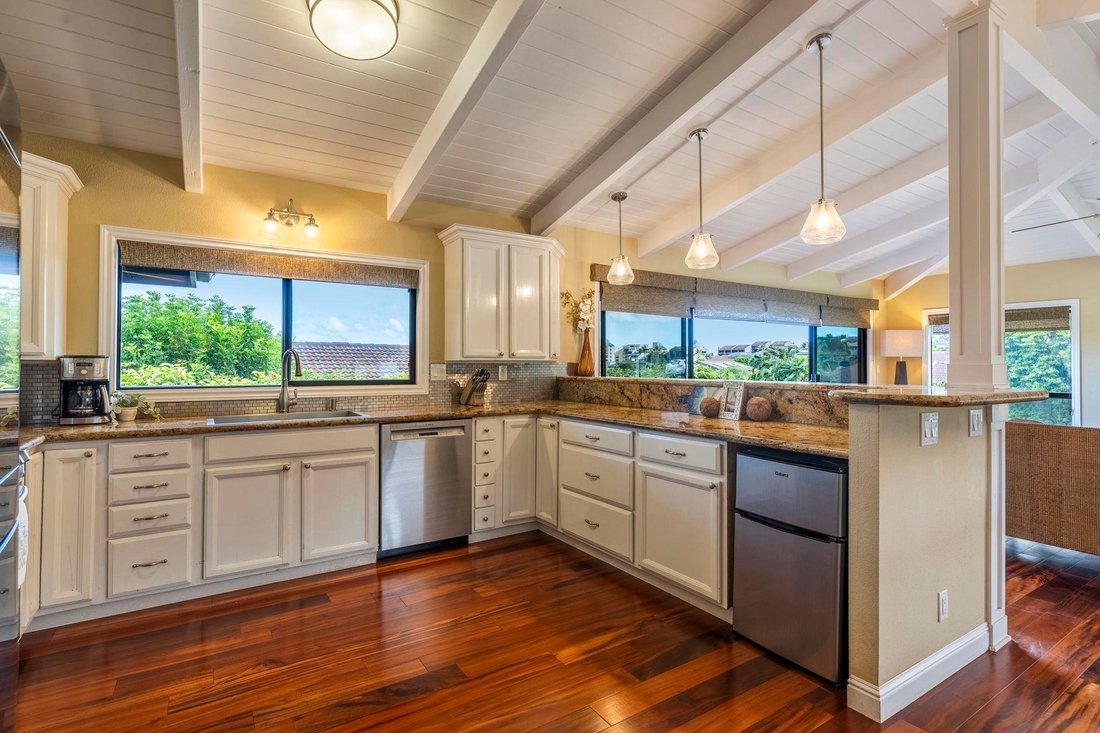 House in Lahaina, Hawaii, United States 4 - 16552716
