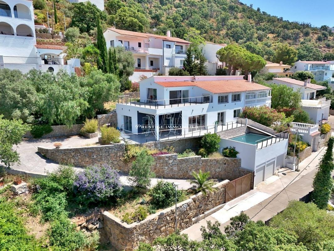 Villa in Roses, Catalonia, Spain 1 - 16544724