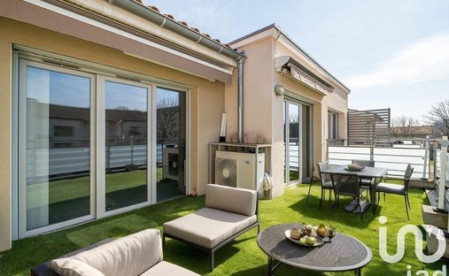 Apartment in Genas, Auvergne-Rhône-Alpes, France 1