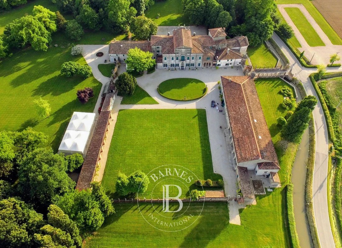 Villa in Zevio, Venetien, Italien 1 - 16545411