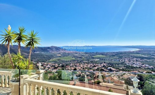 Villa in Roses, Katalonien, Spanien 1
