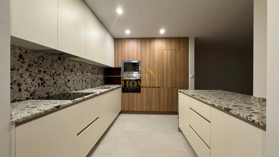 Apartment in Avenidas Novas, Lisbon, Portugal 3 - 16064454