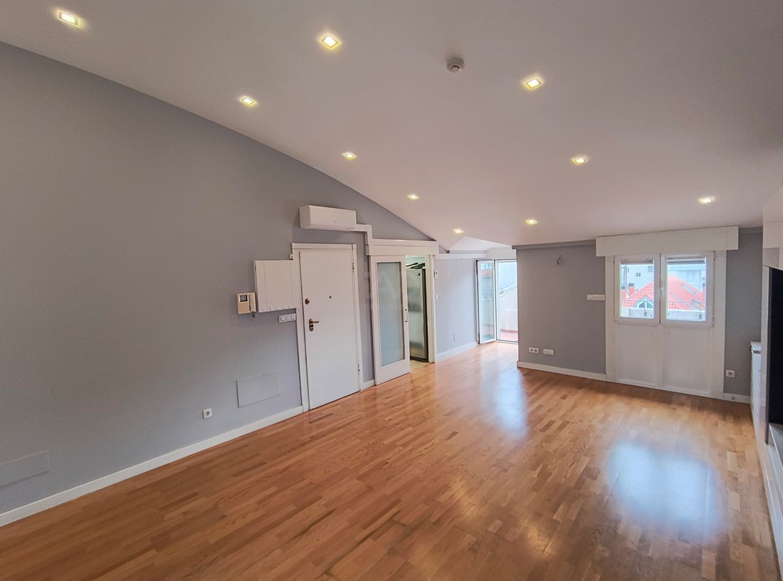 Penthouse in Vigo (District), Vigo, Spain 5 - 16277284
