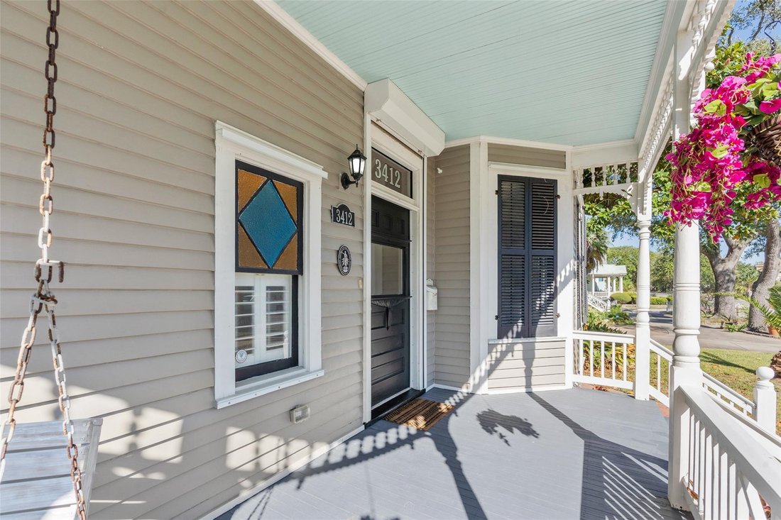 House in Galveston, Texas, United States 4 - 16545533