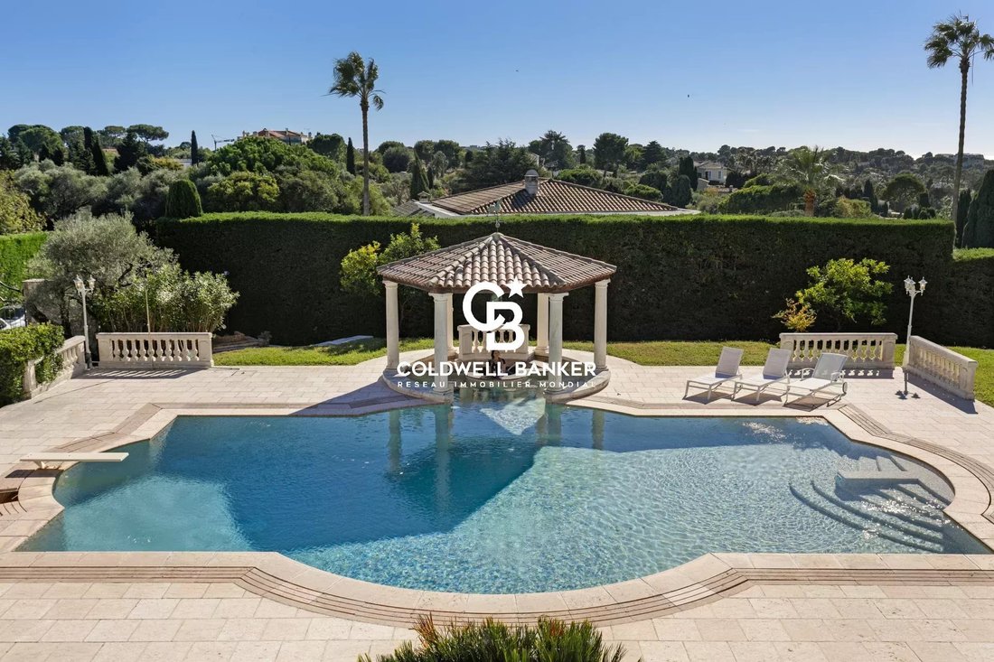 Villa in Antibes, Provence-Alpes-Côte d'Azur, Frankreich 1 - 16550512