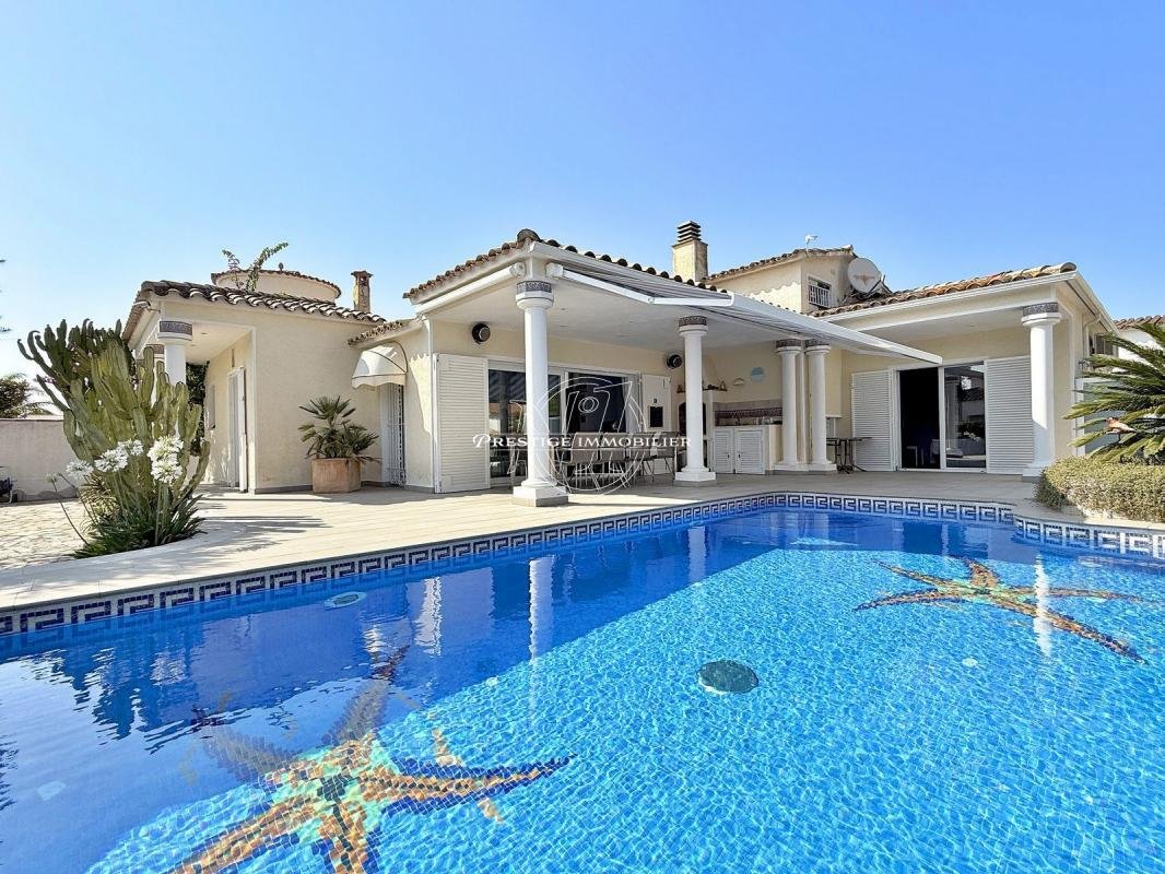 Villa in Empuriabrava, Catalonia, Spain 1 - 16544719