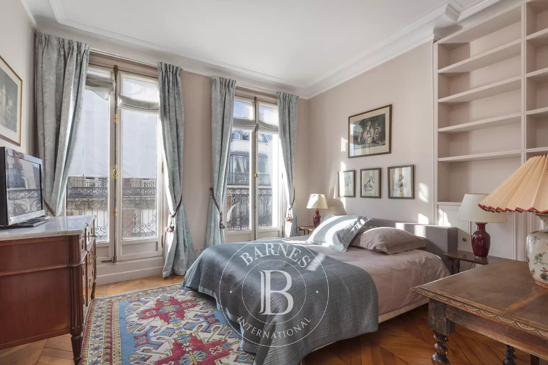 Apartment in Paris 7e Arrondissement, Paris, France 5 - 16545057