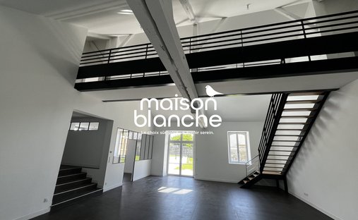 Castle for Sale in Savennières, Pays de la Loire, France