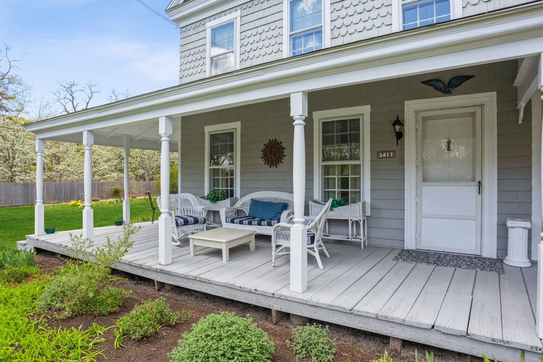 East Quogue, New York, United States 3 - 16547135