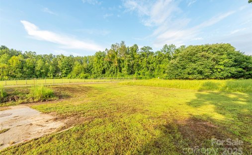 Land in Laurel Park, North Carolina, Vereinigte Staaten 1