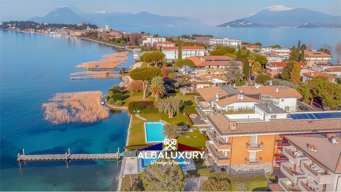 Apartment in Centro, Sirmione, Lombardy 5 - 15347072