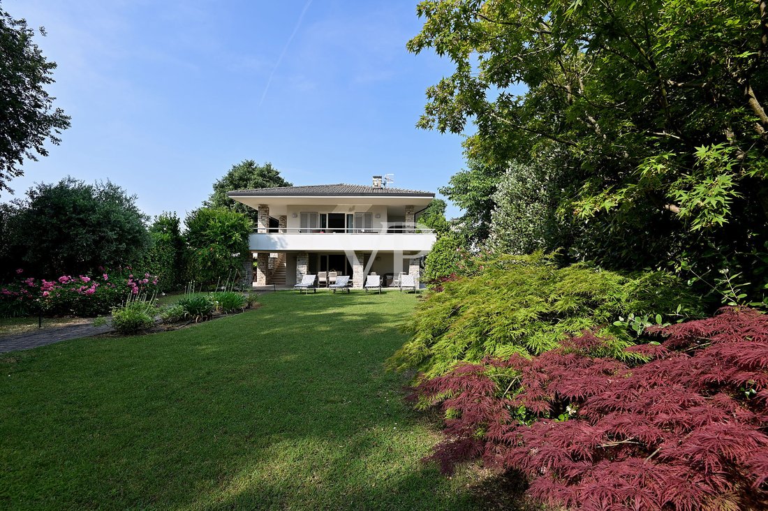 House in Manerba del Garda, Lombardy, Italy 5 - 16547333