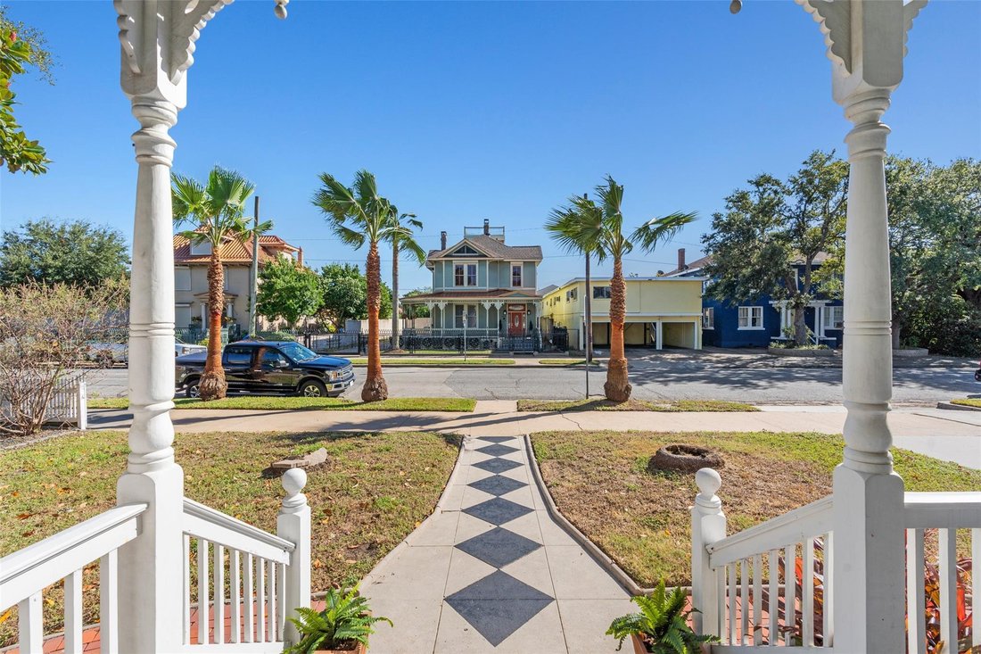 House in Galveston, Texas, United States 3 - 16545533