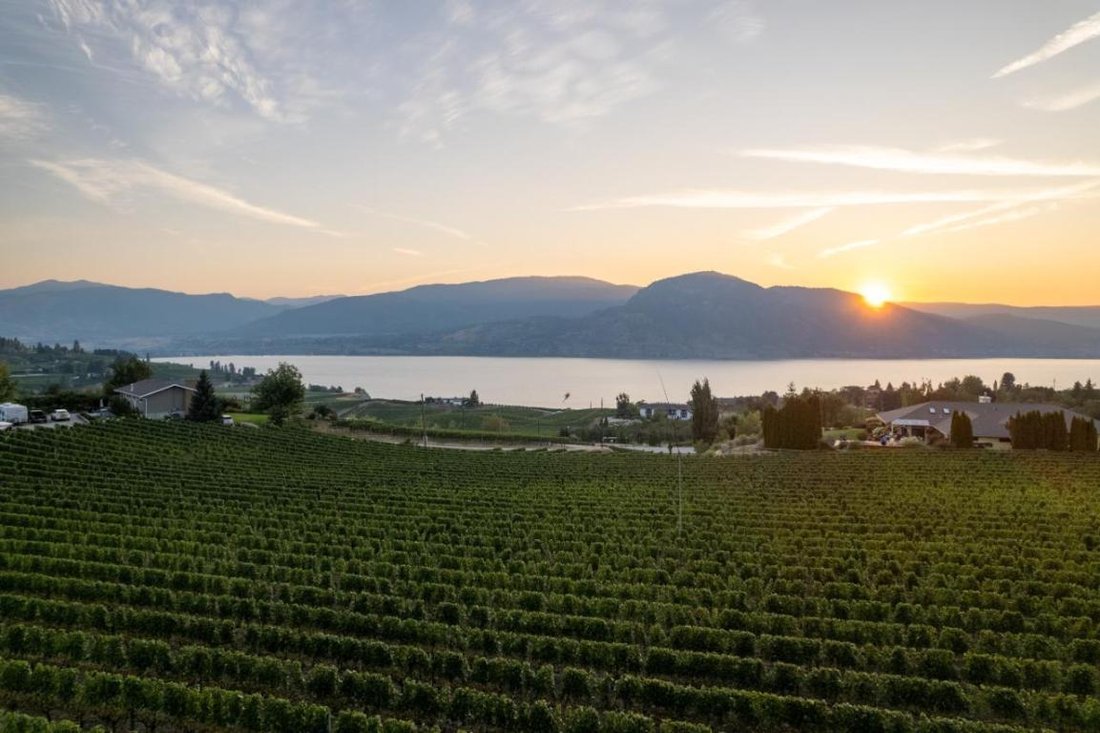 Terrain à Penticton, Colombie-Britannique, Canada 4 - 16547360